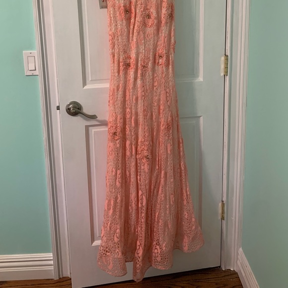 Prom dress - Picture 4 of 4